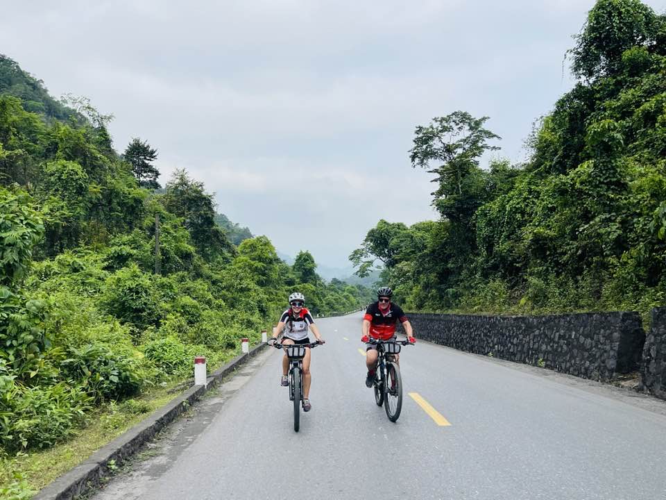 Cycle Saigon to Hanoi - Vietnam South to North